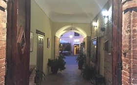 Hotel Fioriti